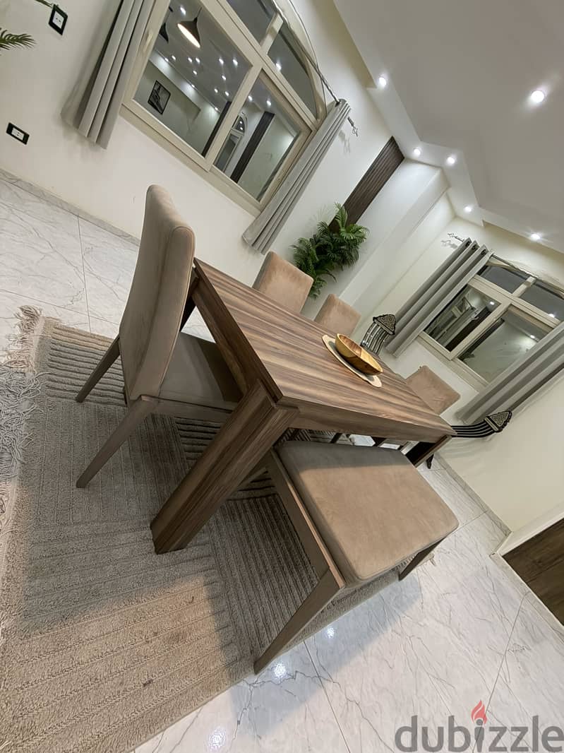 Stunning dining set 2