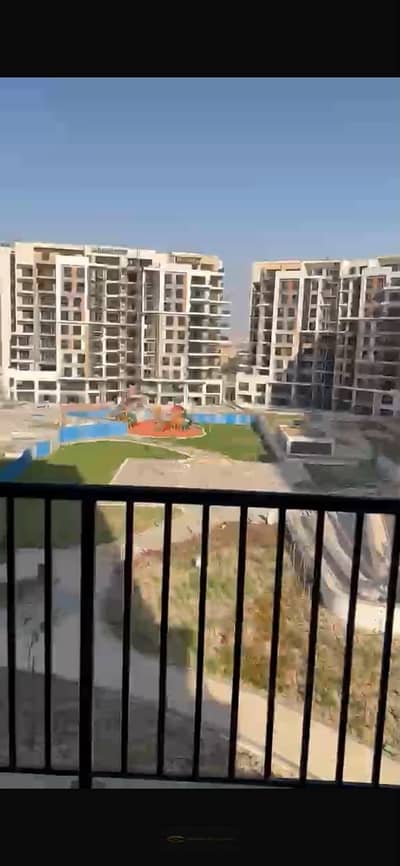 Apartment for rent in ZED West - Sheikh Zayed unfurnished kitchen and air conditioning fourth floor
