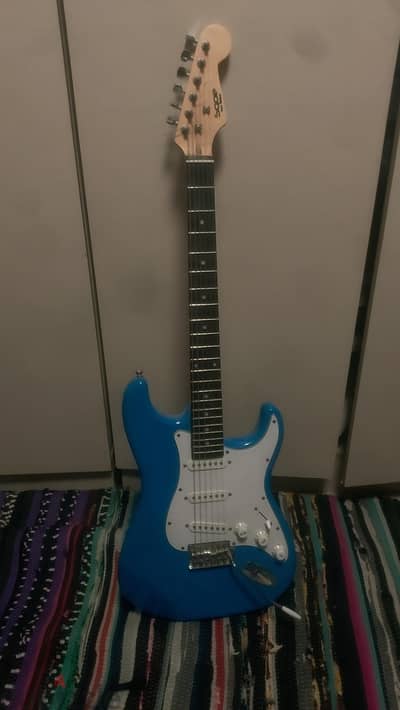 electric squoe guitar