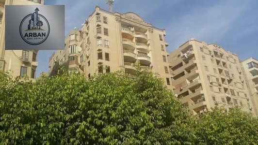 Luxury living opportunity and investment apartment for sale registered real estate Zahraa Al-Maadi Wadi Degla Club Street just steps from the club gates a prime and distinctive location close to services main roads and transportation