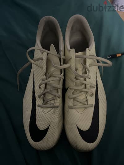 nike football shoes
