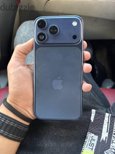 Apple - iPhone 17 Pro Max