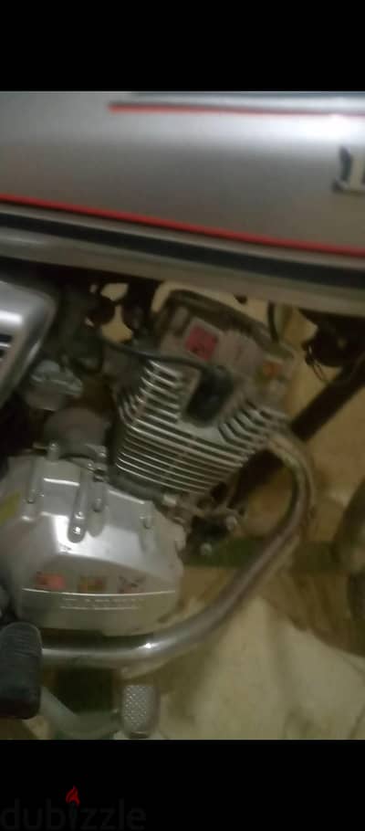 مكنه لقطه وربنا ببيع عشان مزنوق في فلوس بس مش اكتر