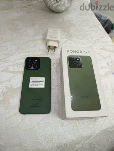 Honor x7c بحالة ممتازة