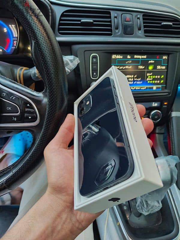 Iphone 12 4