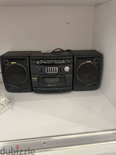 كاسيت sanyo بحاله الجديد مفهوش خربوش
