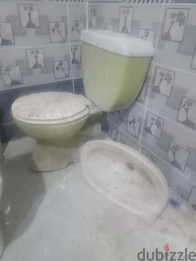 للبيع قاعدة حمام وحوض وش