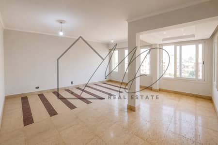 شقة للبيع في رشدي 305م