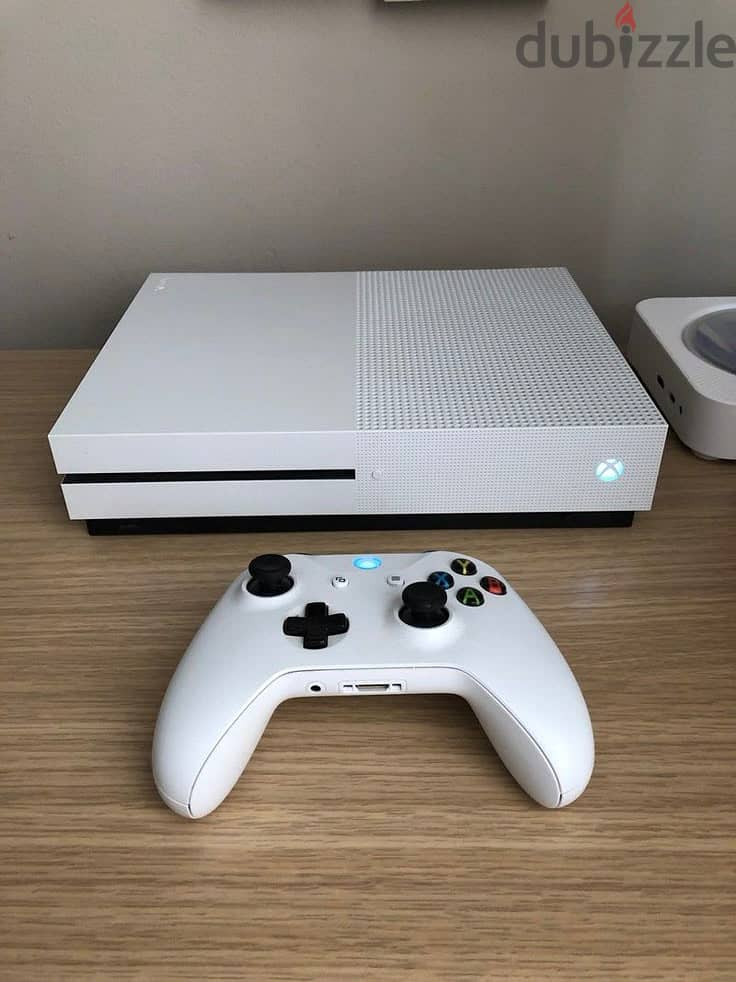 Xbox One S 500 GB 1