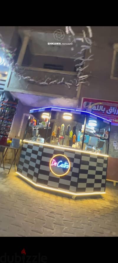 عربة وافل وكريب وزلابيه