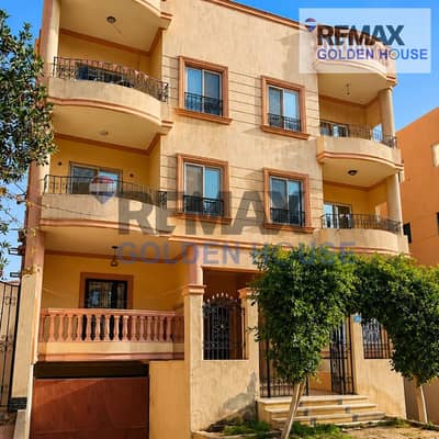 Apartment for Sale in El Shorouk City – District 3 West   Area: 180 SQM  First Floor in a Villa – Front Facing, North Orientation  Super Lux Fini
