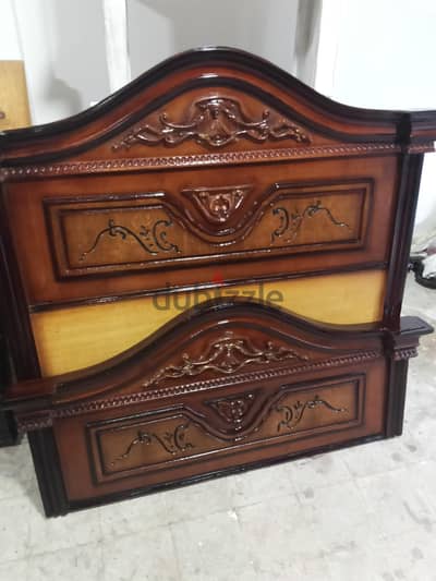 اثنين سرير 120 موبيليا كسر زيرو+ لوح خشب 