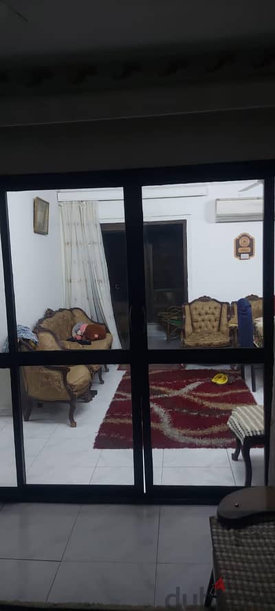 باب الموتال كبير 350 سم في 210 وباب٢٠٠ × ٦٠ سم قطاع السعد