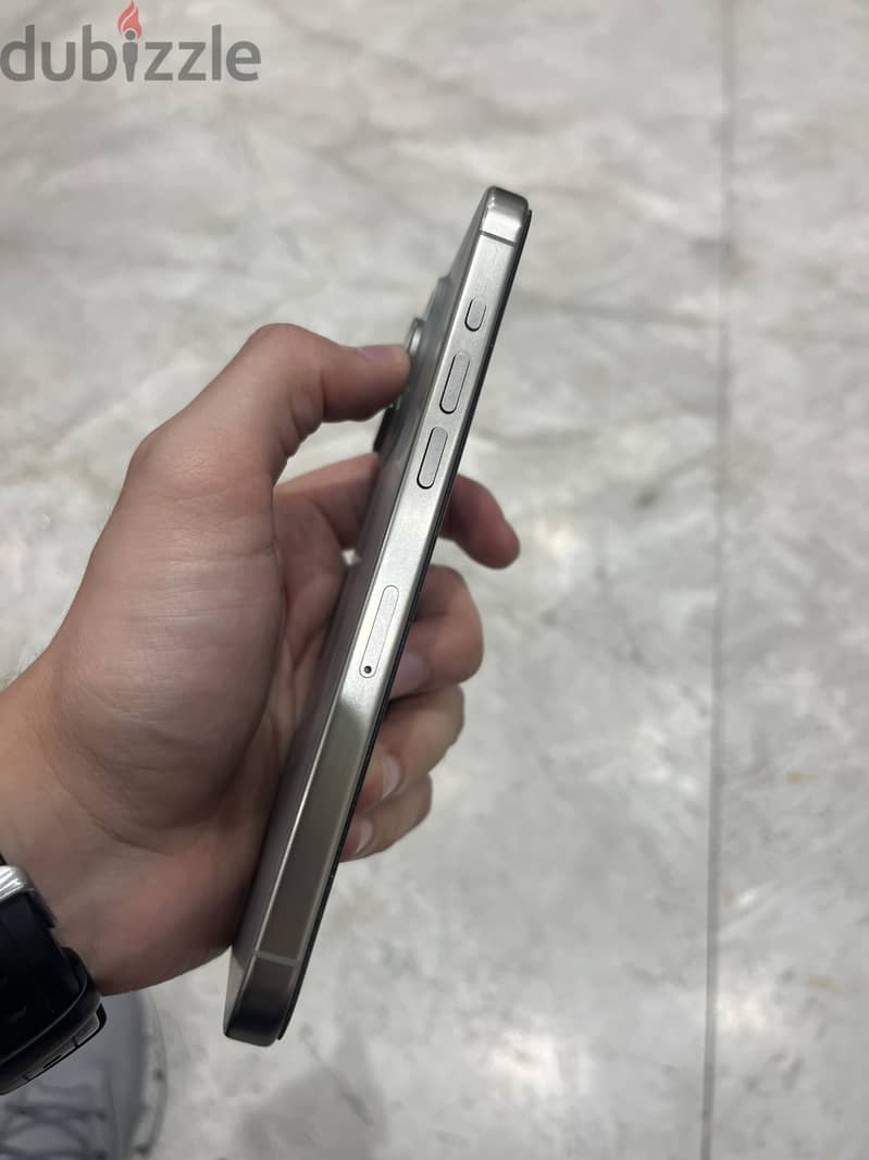 Apple - iPhone 15 Pro Max 3