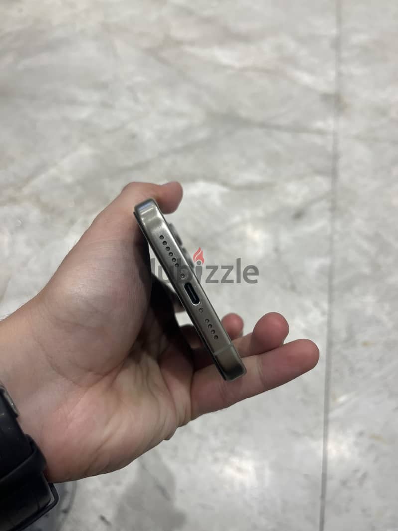 Apple - iPhone 15 Pro Max 4