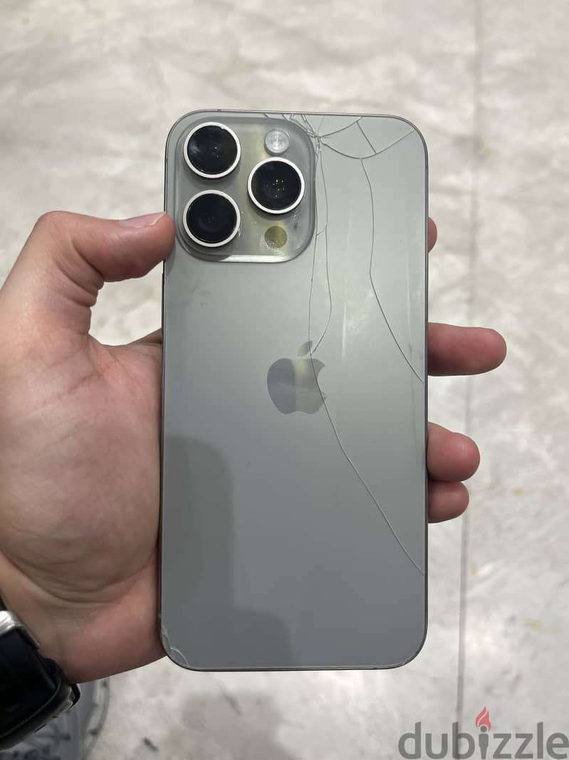 Apple - iPhone 15 Pro Max 6