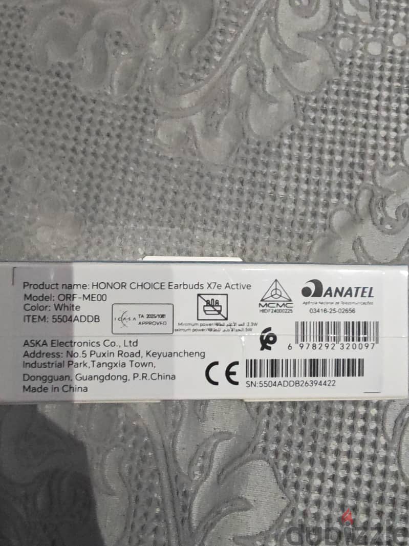Honor X7e active noice cancelling earbuds 4