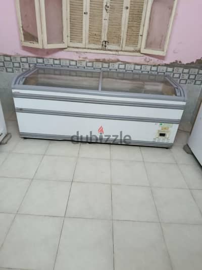 فريزر أفقي عرض