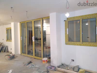 شبابيك ألوميتال حسب المقاس مع اهتمام يبان في التفاصيل