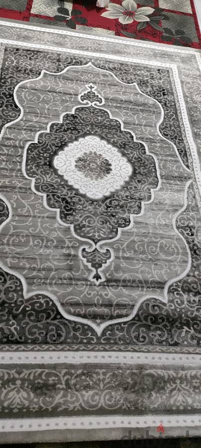 عدد ٣ سجاجيد ٢ ف ٣ جداد متفرشوش ولا مره من الناسجون