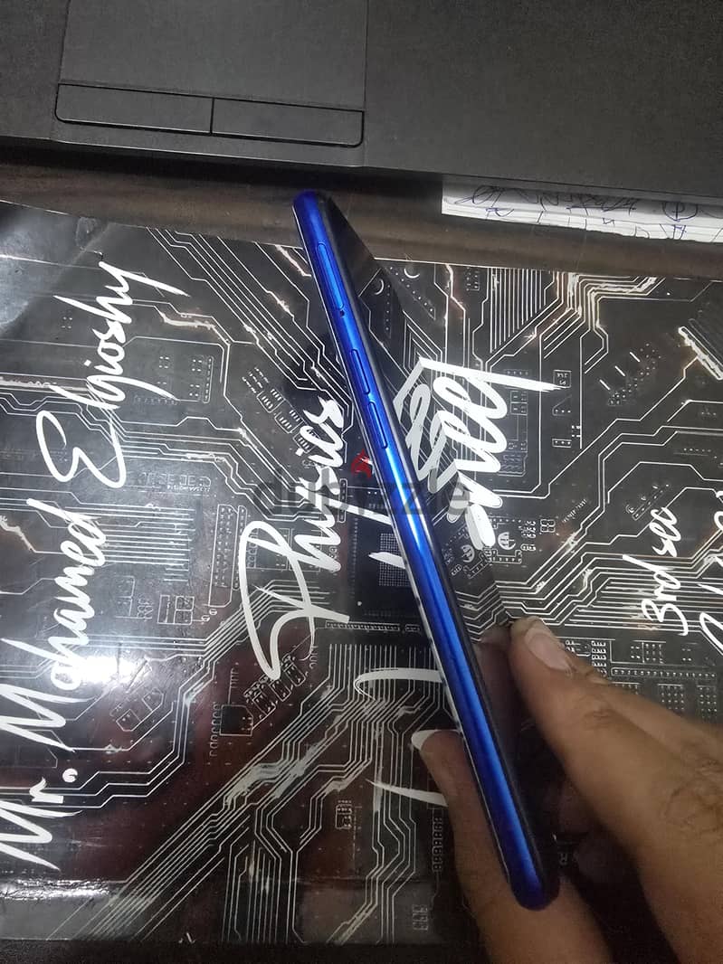 Realme 5 6