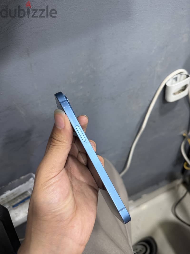 Apple - iPhone 13 4