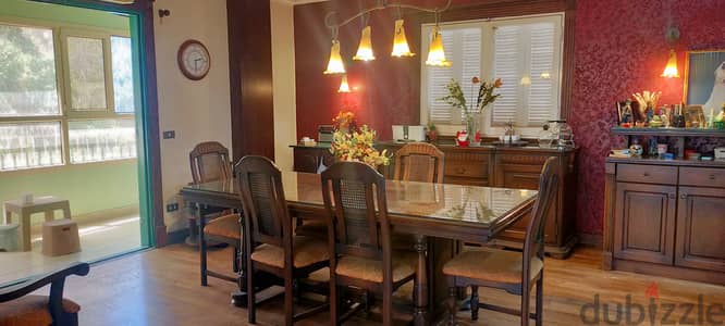 Duplex Apartment with spacious and sunny terrace.