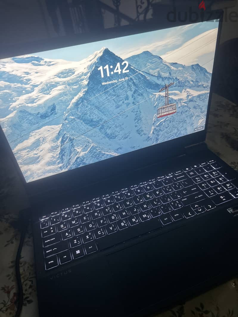 Hp victus like new 3
