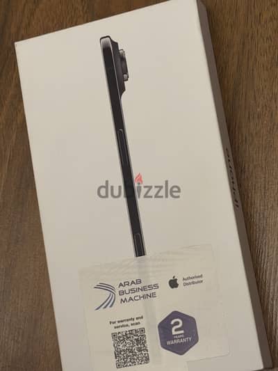 Apple iPhone Air 256g - 12 ram - used less than 2 weeks