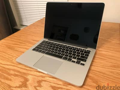 بنصف سعره كالجديد ابل Apple Macbook Pro Core i5 استعمال بسيط جدا
