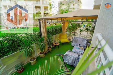 A bargain opportunity for an apartment of 150m + 40m garden in one of the best locations B10