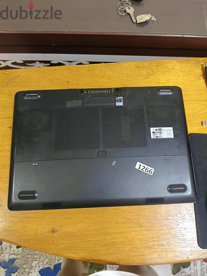 Dell Precision 7710 2