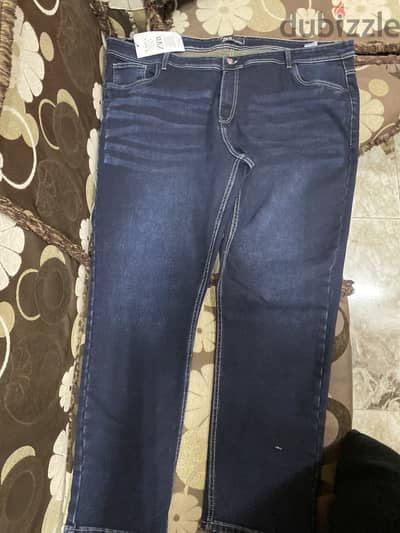 بنطلون جينز مقاس كبير