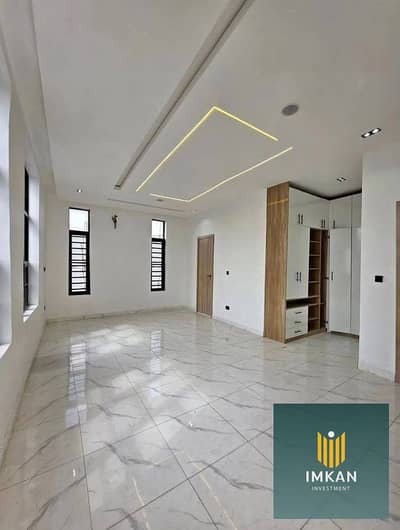 Apartment for sale with a super deluxe finish at the lowest price in Shorouk, next to La Vista City, in the ALJAR Valori compound, Shorouk. Installmen