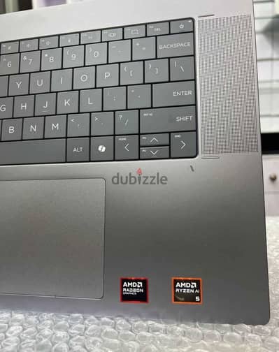 Omnibook X flip 16” with box 16 ram 512 ssd touch ( Ai + copilot)