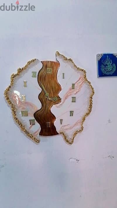 ساعات حائط هاند ميد