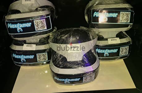 مطلوب نظارة vr. فور كمية