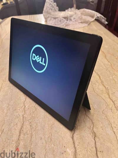 2 in 1 للبيع Dell Latitude 5290