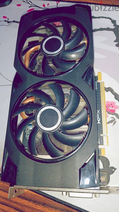 rx 570 4gb للبيع على عيبه