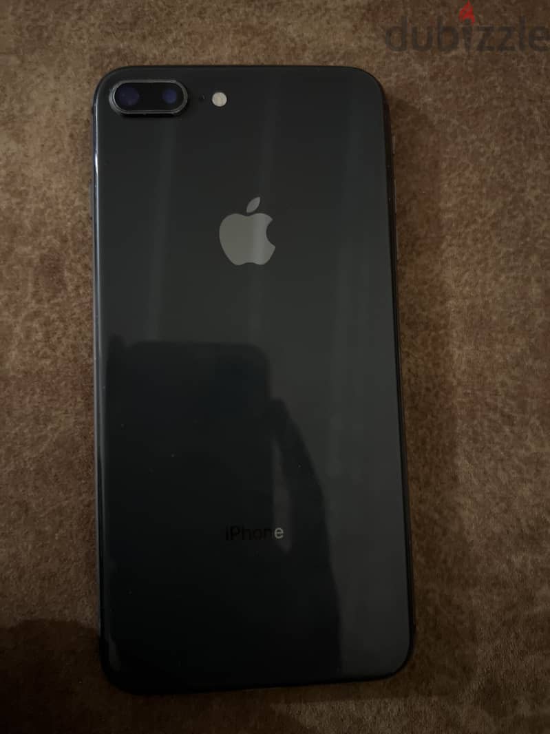 Apple - iPhone 8 Plus 1