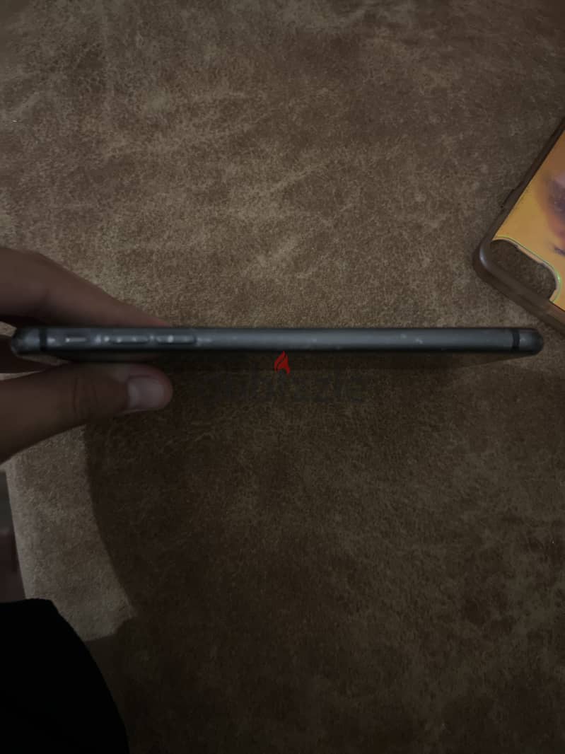 Apple - iPhone 8 Plus 4