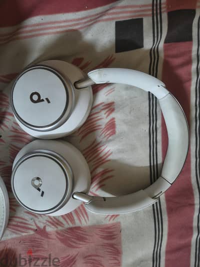soundcore q45