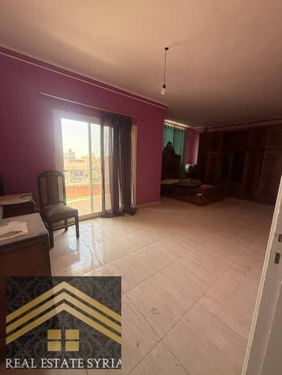 Apartment for rent in the family housing project in the seventh neighborhood, super lux finishing – third floor  area 200 meters  4 bedrooms including a master room with a bathroom  additional bathroom  large reception  large kitchen  2 balconies  electric, water, and gas meters  surveillance cameras  intercom  water tank +