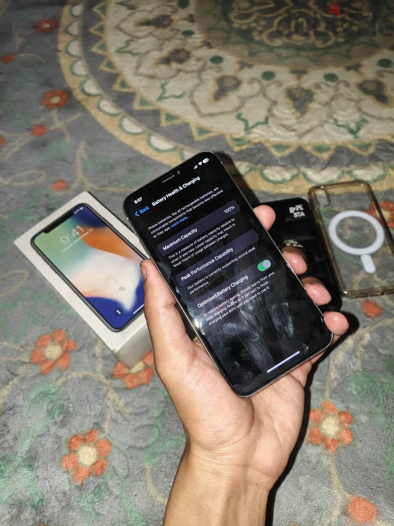 Apple - iPhone X 1