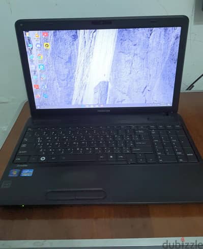 لاب توب Toshiba Satellite بكج كامل رام 8 وهارد SSD مع الصبات والشنطة