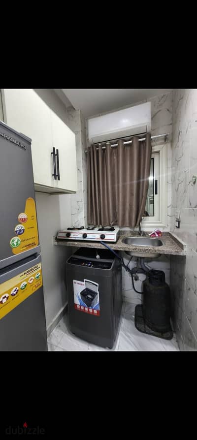 Single Studio, First Neighborhood, Sixth Adjacent, Including Electricity and Water, Air-Conditioned