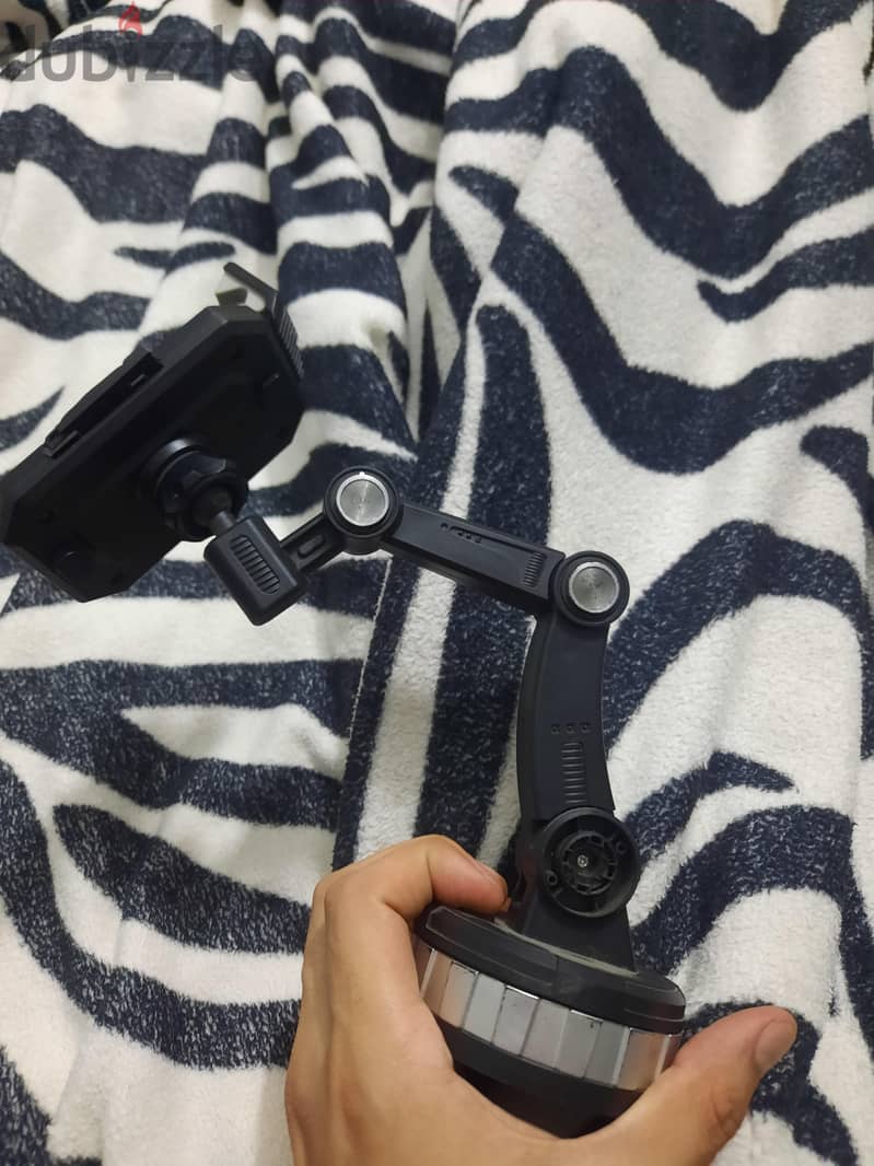 phone stand 4
