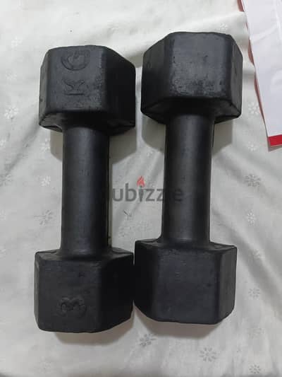 دمبلز