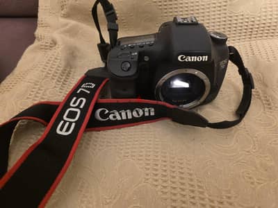 Canon 7d used like new