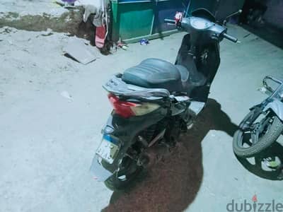 سكوتر sym سبمفونى sr